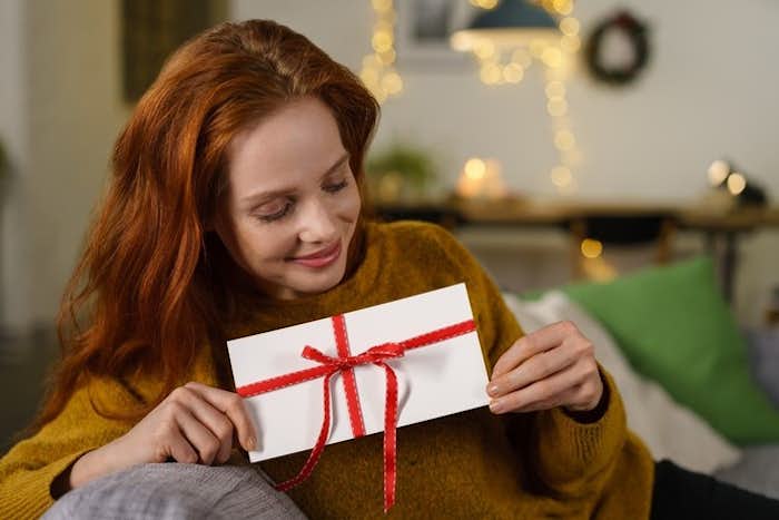 実用的な ギフト券 のクリスマスプレゼント集 妻や女友達に響く一枚とは Smartlog