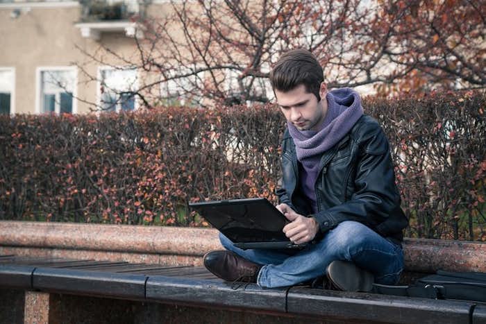 ブルゾンのメンズコーデ15選 無難なおしゃれ を作り出す着こなし術 Smartlog ブルゾンのメンズコーデ15選 無難なおしゃれ を作り出す着こなし術 Smartlog