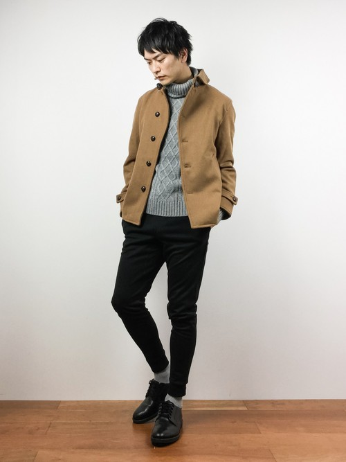 グレーニットのメンズ着こなし術 とにかくおしゃれ な冬コーディネートとは Smartlog