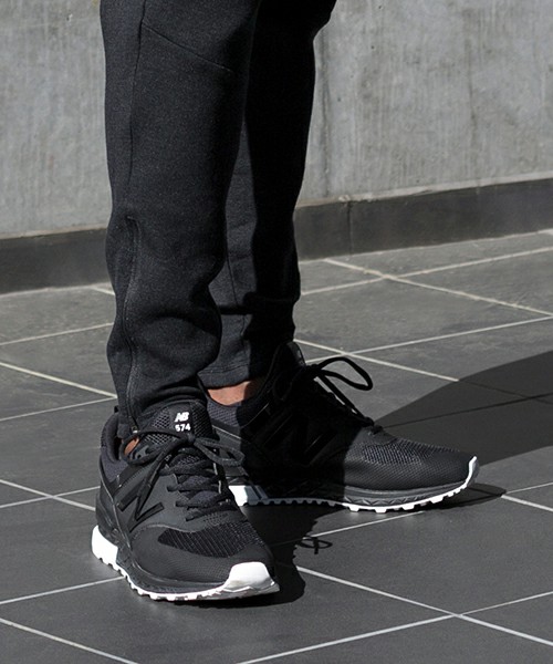 ニューバランス 574 を徹底分析 履き心地から人気のメンズコーデ術