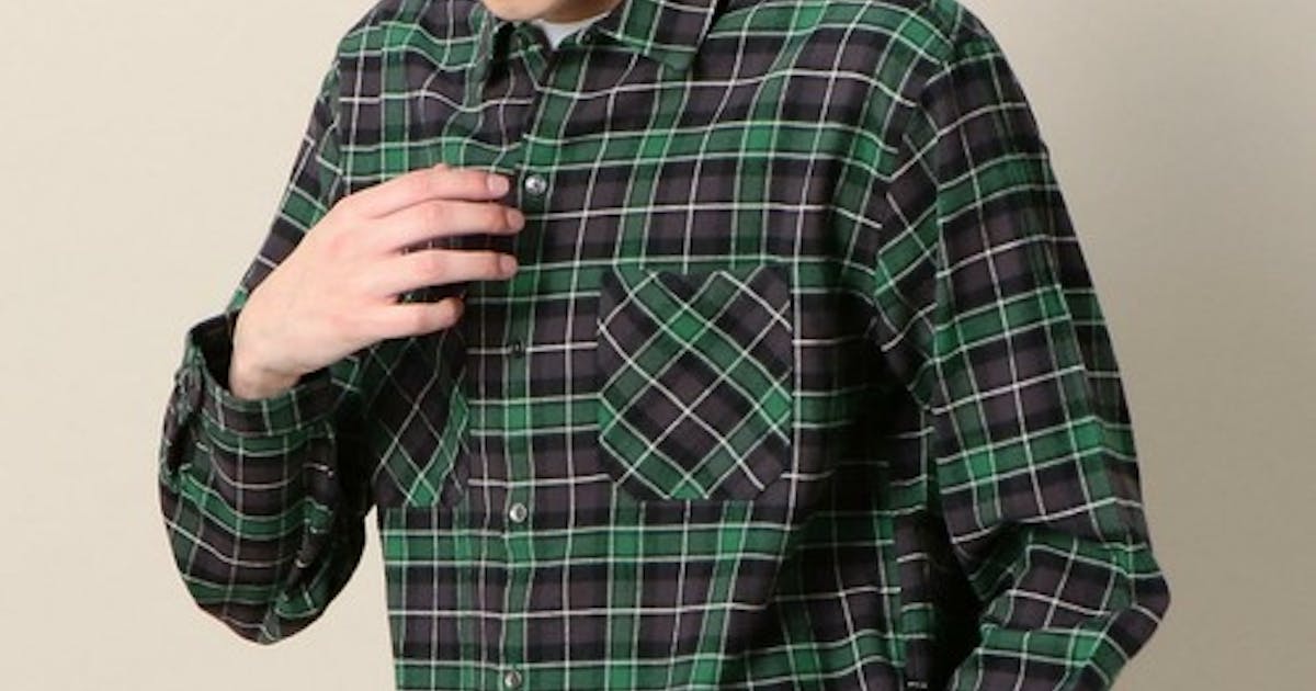 緑チェックシャツのメンズコーデ術7選 おしゃれな着こなし方を徹底ガイド Smartlog 緑チェックシャツのメンズコーデ術7選 おしゃれな着こなし方を徹底ガイド Smartlog