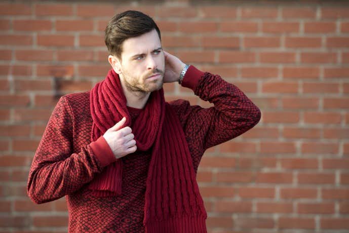 セーターのメンズ色別コーデ集 秋冬の着こなしに こだわり を Smartlog