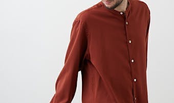 オレンジニットのメンズコーデ特集 差し色にも重宝するおしゃれな着こなし術 Smartlog オレンジニットのメンズコーデ特集 差し色にも重宝するおしゃれな着こなし術 Smartlog