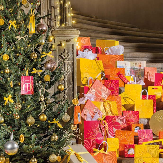 職場の女性たちに配ってみて ロクシタンのxmas限定ギフトが 小分け にできて優秀すぎる Smartlog 職場の女性たちに配ってみて ロクシタンのxmas限定ギフトが 小分け にできて優秀すぎる Smartlog