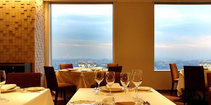 彼女が絶対喜ぶクリスマスディナー 東京と横浜の人気レストランを厳選 Smartlog 彼女が絶対喜ぶクリスマスディナー 東京と横浜の人気レストランを厳選 Smartlog