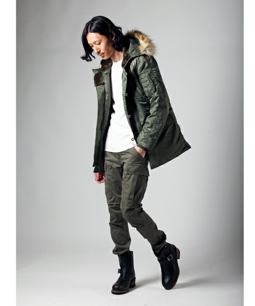 キレイめ 一辺倒じゃ つまらない 男の魅力を倍増させる ミリタリージャケット 5選 Smartlog