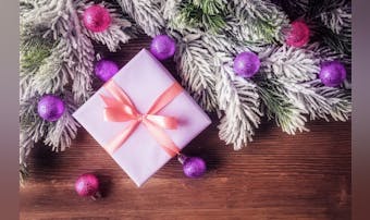予算1万円のクリスマスプレゼント。...