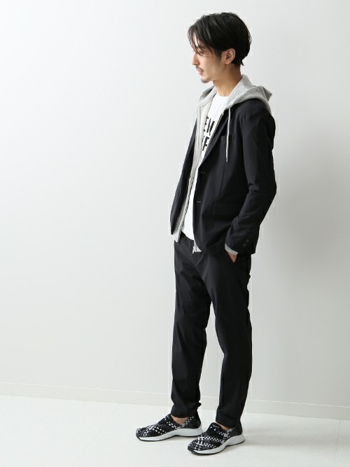 メンズ グレースニーカーに合う服って 参考にすべきコーディネート15選 Smartlog