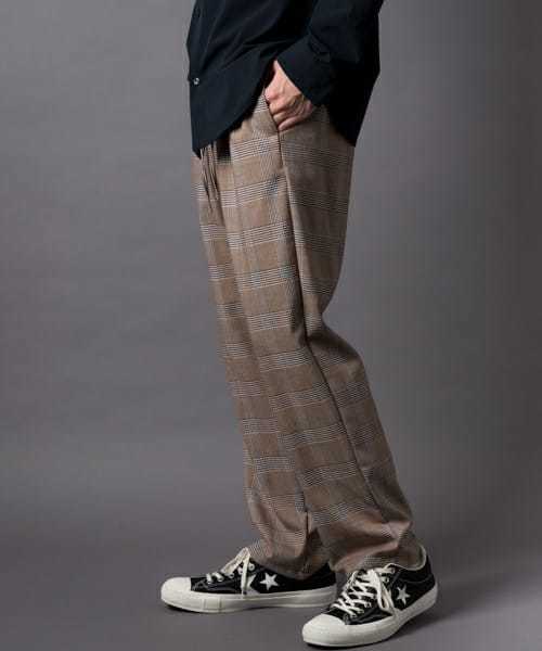 細身のボトムスだけじゃつまらない。...