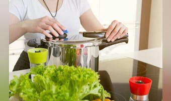 【種類別】圧力鍋の人気おすすめ特集｜初心者も使いやすい便利な調理器具を大公開