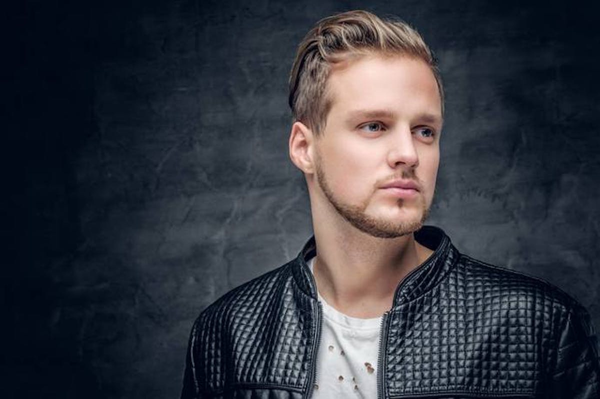 三代目 J Soul Brothers Naoto に学ぶ モテる髪型10選 Smartlog