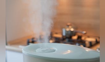おしゃれな加湿器なら超音波式を。お...