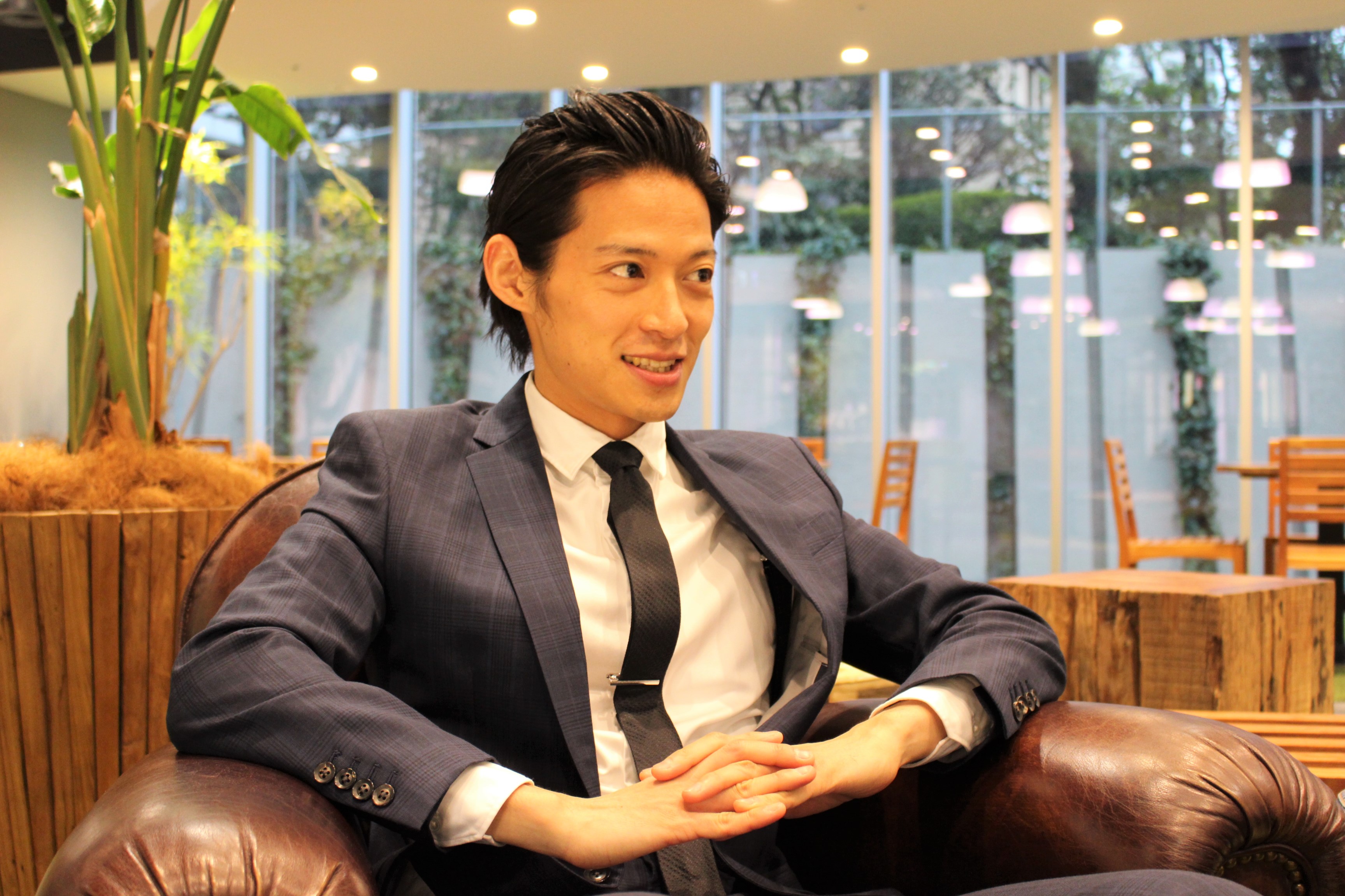 バチェラー独占インタビュー