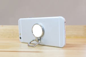 スマホリングのおすすめ14選 薄くておしゃれなバンカーリングとは Smartlog