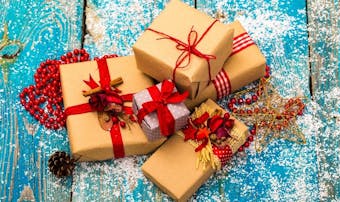 クリスマスプレゼントは予算1000円が人気 交換会で男女におすすめのギフト集 Smartlog クリスマスプレゼントは予算1000円が人気 交換会で男女におすすめのギフト集 Smartlog