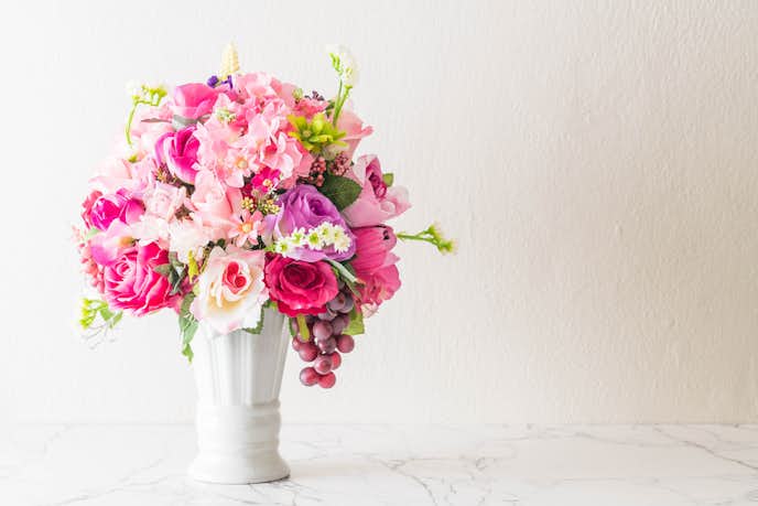 結婚祝いで花を贈る時のマナー 相場 本当に喜ばれる花言葉はどれ Smartlog