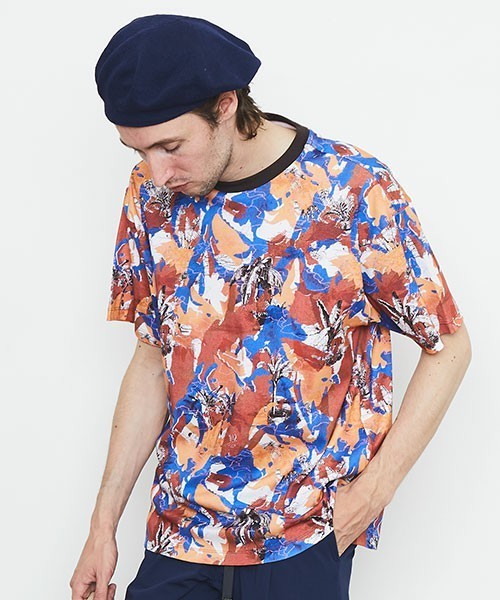 夏はド派手に“柄T”で！着こなしたい総柄Tシャツを厳選