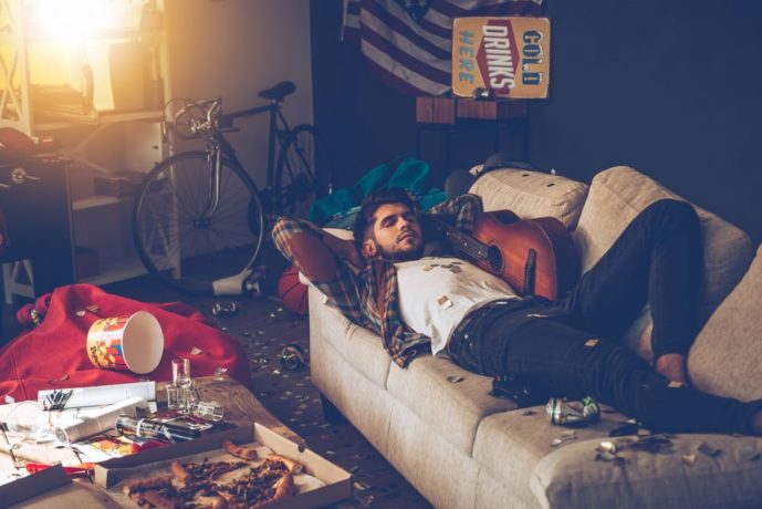 当てはまったら要注意！女性が考える“かっこ悪い男性”の特徴＆行動パターン