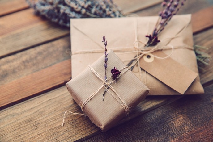 送別会のプレゼントランキング。職場...