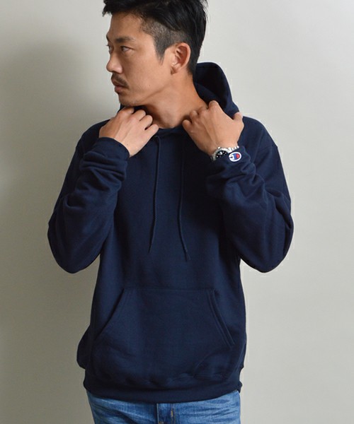 ネイビーパーカーのおしゃれコーデ術 上手に着こなして上品な印象に Smartlog