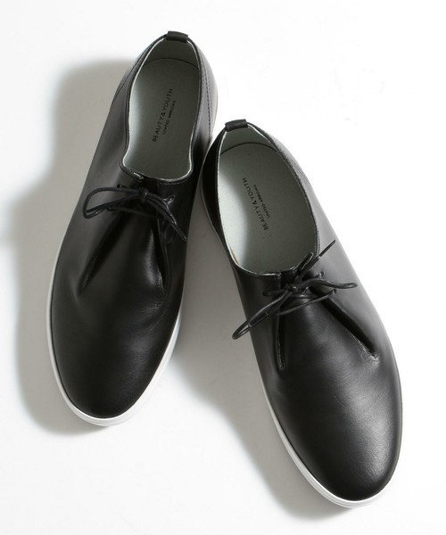 空前のスニーカーブーム！差を付ける...