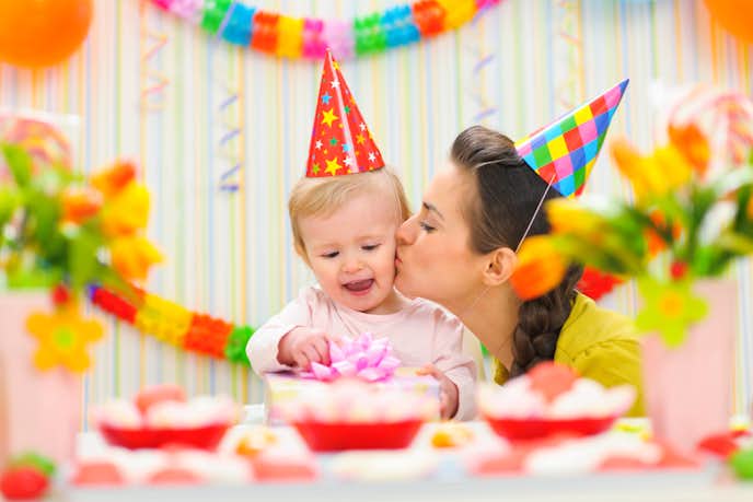 1歳のお祝い 子供が喜ぶ人気の誕生日プレゼント 男女別おすすめギフトを厳選 Smartlog