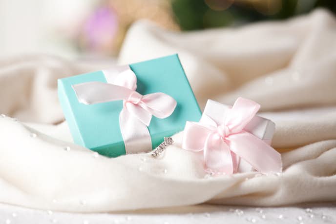 社会人の彼女が絶対に喜ぶ誕生日プレゼントランキング 代後半 30代前半 Smartlog 社会人の彼女が絶対に喜ぶ誕生日プレゼントランキング 代後半 30代前半 Smartlog