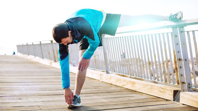 【僧帽筋のストレッチ方法】隙間時間で出来る効果的な柔軟体操とは