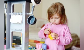 2歳の子供に贈る人気誕生日プレゼント ジャンル別おすすめ商品とは Smartlog 2歳の子供に贈る人気誕生日プレゼント ジャンル別おすすめ商品とは Smartlog