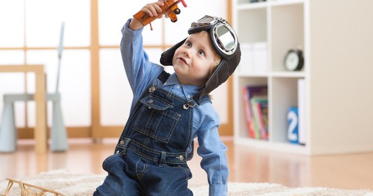 2歳の男の子が夢中になる誕生日プレゼント 子どもが喜ぶ人気おもちゃとは Smartlog 2歳の男の子が夢中になる誕生日プレゼント 子どもが喜ぶ人気おもちゃとは Smartlog