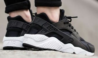 メンズ Nikeスニーカーコーデ集 10のおしゃれな着こなし術 Smartlog メンズ Nikeスニーカーコーデ集 10のおしゃれな着こなし術 Smartlog