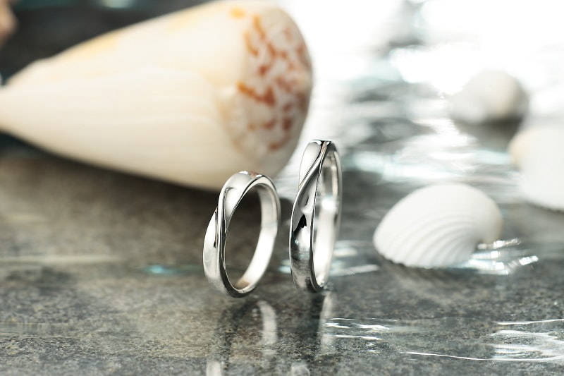 ペアリング人気おすすめブランド21選。お揃いの指輪でカップルの愛を深めよう | Smartlog