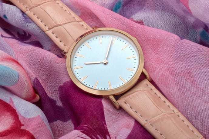 ホワイトデーのお返しで贈りたい“腕時計”人気ブランド13選。おすすめのおしゃれギフト集