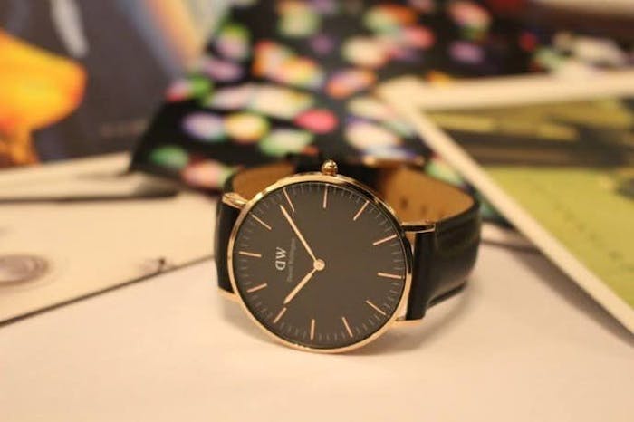 腕時計のクリスマスプレゼント特集。彼女におすすめのブランドとは Smartlog