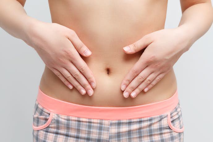 【女性】お腹の脂肪を落とす方法｜短期間で痩せる効果的なメニューとは Smartlog