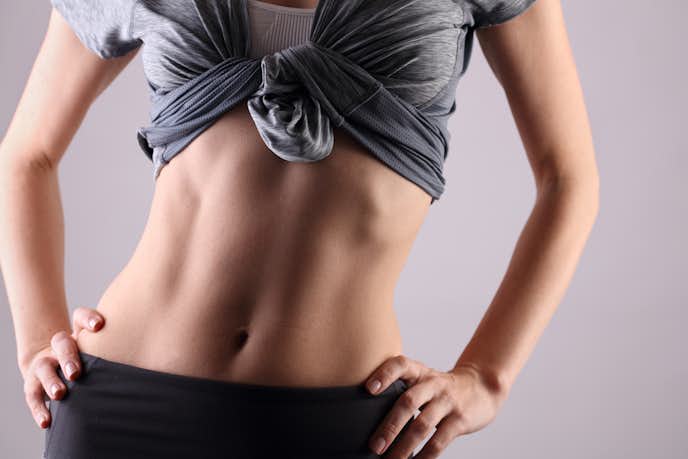 女性向け正しい腹筋の筋トレメニュー くびれ を作るお腹の鍛え方とは Smartlog