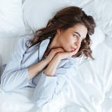 クリスマスプレゼントは彼女にパジャマを贈る