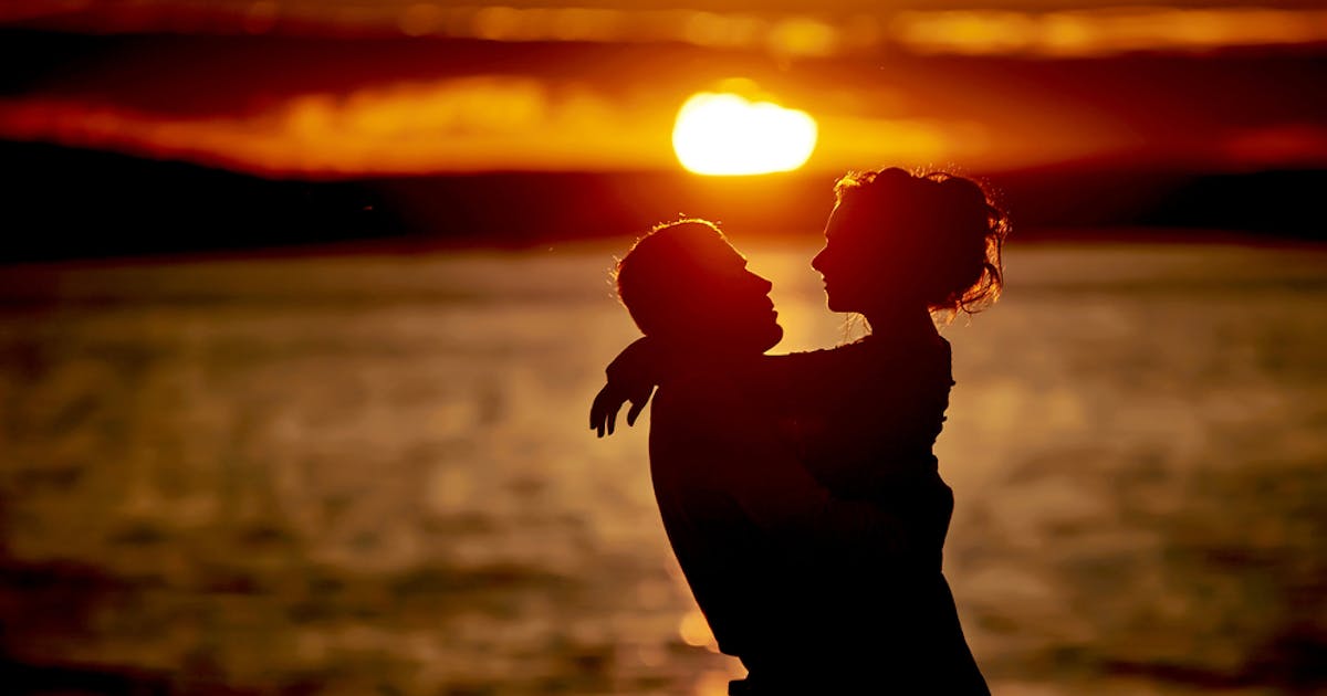 運命の人と出会う10の前兆 運命の男の特徴と出会うために必要な4つの条件 Smartlog 運命の人と出会う10の前兆 運命の男の特徴と出会うために必要な4つの条件 Smartlog