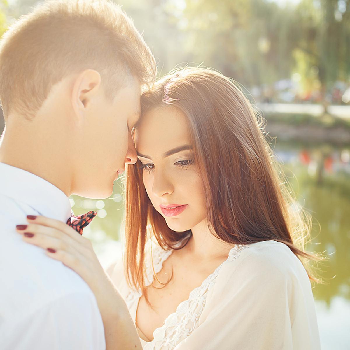 彼女が嫉妬する瞬間 女性心理を教えて 嫉妬する彼女へのベストな対応まで大公開 Smartlog 彼女が嫉妬する瞬間 女性心理を教えて 嫉妬する彼女へのベストな対応まで大公開 Smartlog