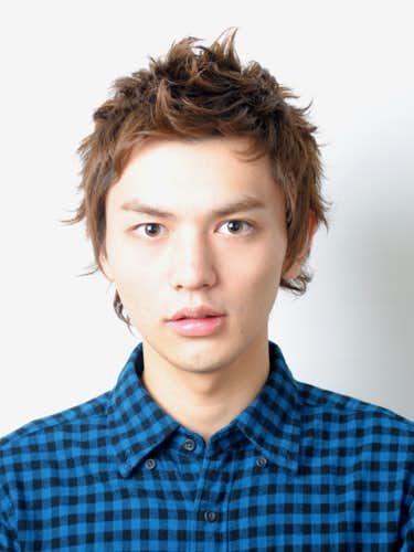金髪ショート10選 日本人の男でも似合う金色のメンズ髪型とは Smartlog