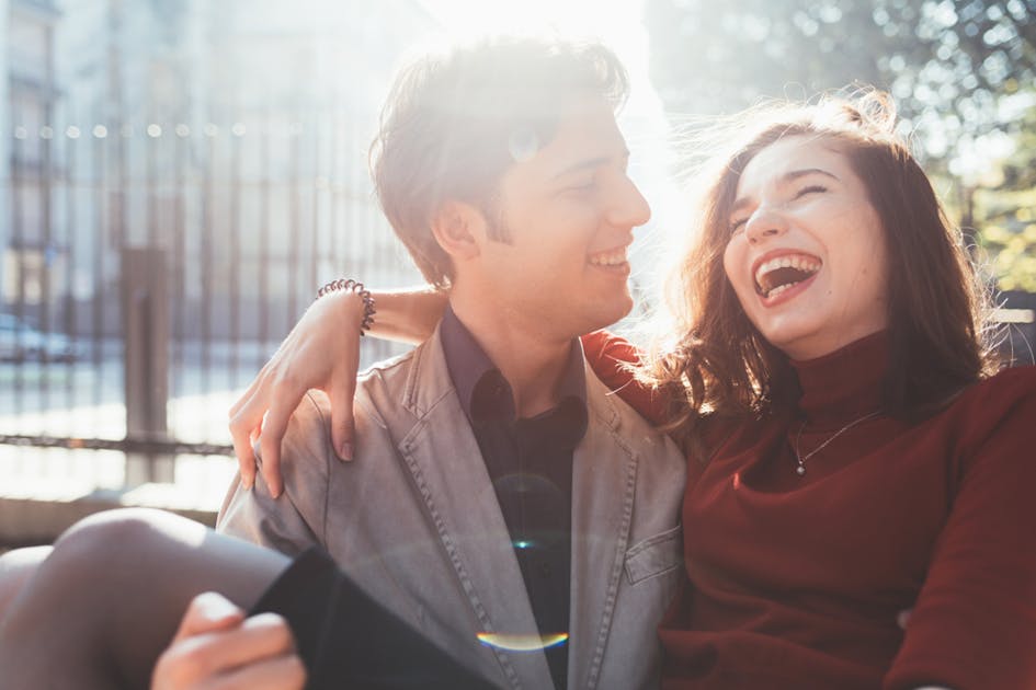 男に 愛されたい と思う心理とは 彼氏や夫に愛される女性の特徴12選 Smartlog