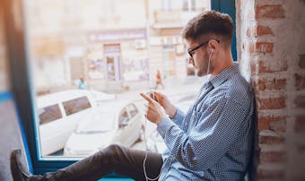 告白でプレゼントは重い 嬉しい 女性の本音と喜ばれる贈り物を紹介 Smartlog 告白でプレゼントは重い 嬉しい 女性の本音と喜ばれる贈り物を紹介 Smartlog