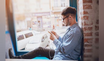 告白を成功させる 手紙の書き方 とは 気持ちが伝わる内容 渡し方を解説 Smartlog 告白を成功させる 手紙の書き方 とは 気持ちが伝わる内容 渡し方を解説 Smartlog