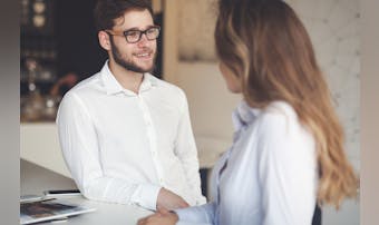モラハラ彼氏の特徴とは?別れてくれ...