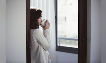 自責の念 の意味とは 自責の念に駆られる原因と克服する対処法を紹介 Smartlog 自責の念 の意味とは 自責の念に駆られる原因と克服する対処法を紹介 Smartlog