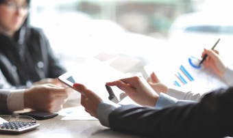 "取り急ぎご連絡まで"の意味/使い...