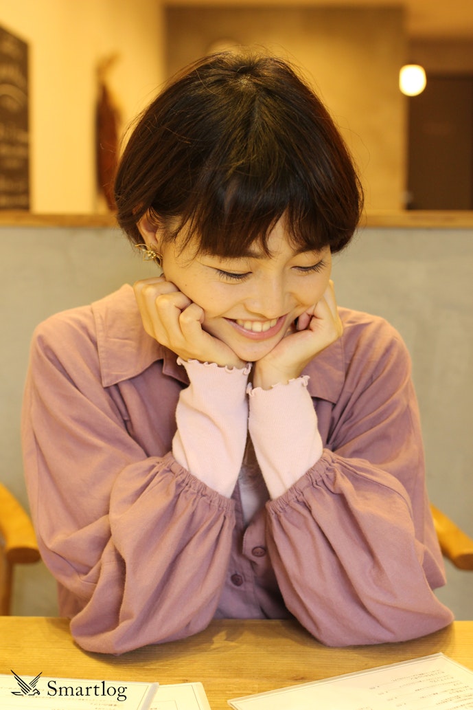 ミス東大候補 齋藤若奈が考える理想の 気になる男友達と Smartlog ミス東大候補 齋藤若奈が考える理想の 気になる男友達と Smartlog