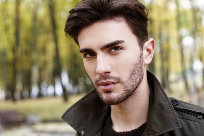 嘘つき男の行動 特徴とは 嘘をつく男性心理と嘘を見抜く方法を解説 Smartlog