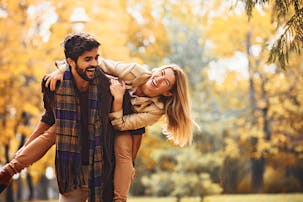 家デートですぐに寝る彼氏の心理 かまってくれない恋人への対処法とは Smartlog 家デートですぐに寝る彼氏の心理 かまってくれない恋人への対処法とは Smartlog