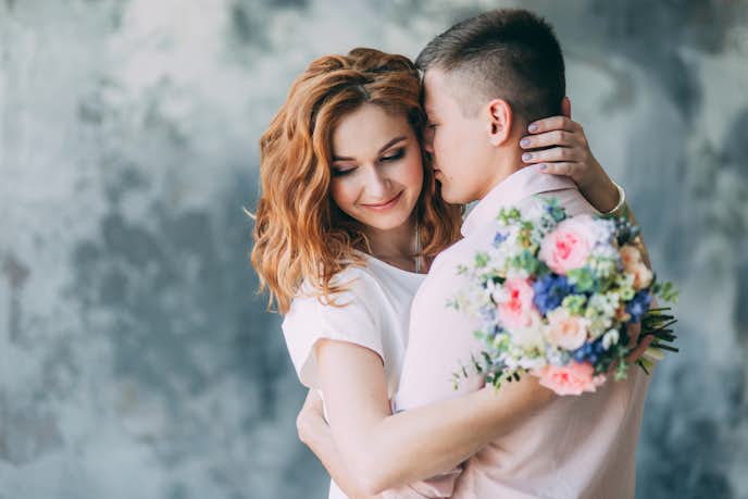 年上彼女必見 年下彼氏が結婚を意識するタイミングと男性心理とは Smartlog 年上彼女必見 年下彼氏が結婚を意識するタイミングと男性心理とは Smartlog